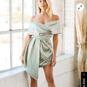 Lulu's Asymmetrical Off-Shoulder Satin Dress in Soft Green NWT
